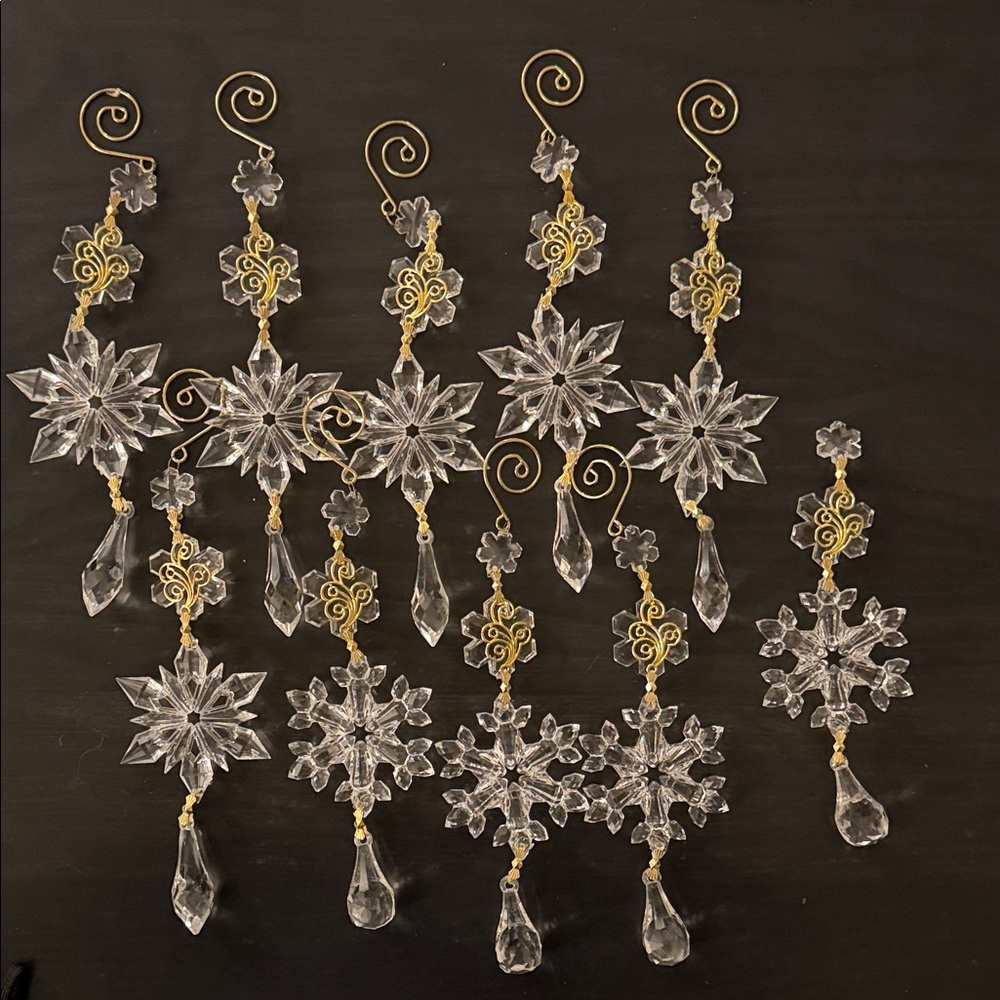 Set of 10 Elegant Gold and Clear Snowflake Ornaments